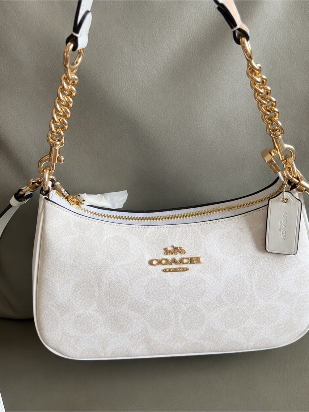 Coach White Signature Mini Shoulder Bag with Gold Chain - Picture 2 of 4